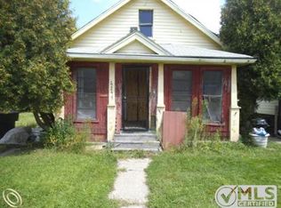 12494 Maine St, Hamtramck, MI 48212