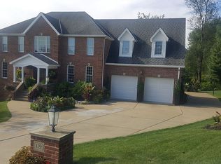 119 Marco Dr, Rostraver Township, PA 15012
