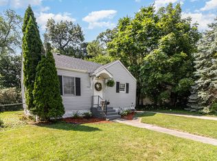 330 N Dwiggins St, Griffith, IN 46319