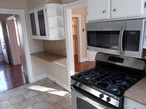 5th image of 1202 Lancaster Ave