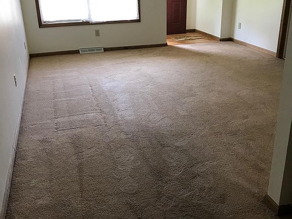 2nd image of 24 Ponderosa Dr