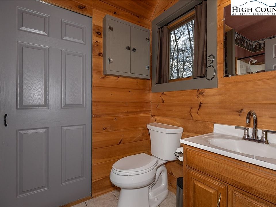 28th image of this home