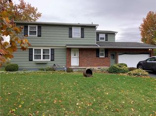 53 Kentwood Dr, Rochester, NY 14626