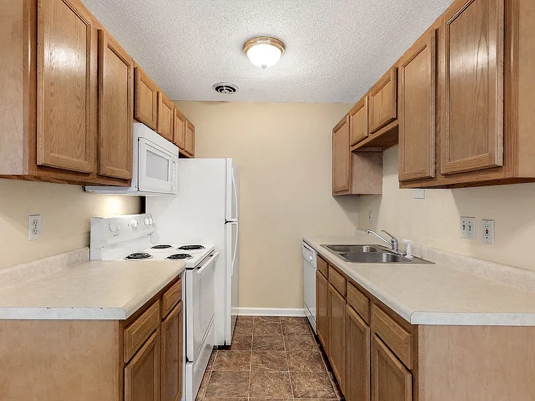 Oak Valley Apartments — Photo 72