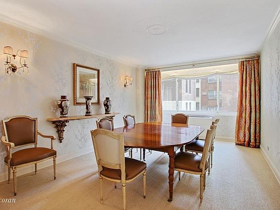 3rd image of 10 E 70th St APT 5A