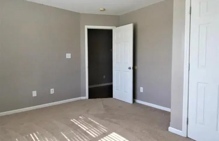 428 Greathouse Dr — Photo 18