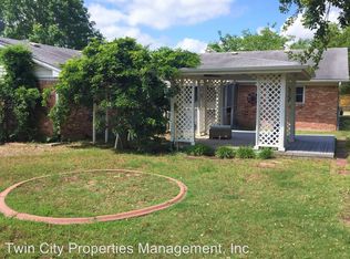 805 Glade St, College Station, TX 77840