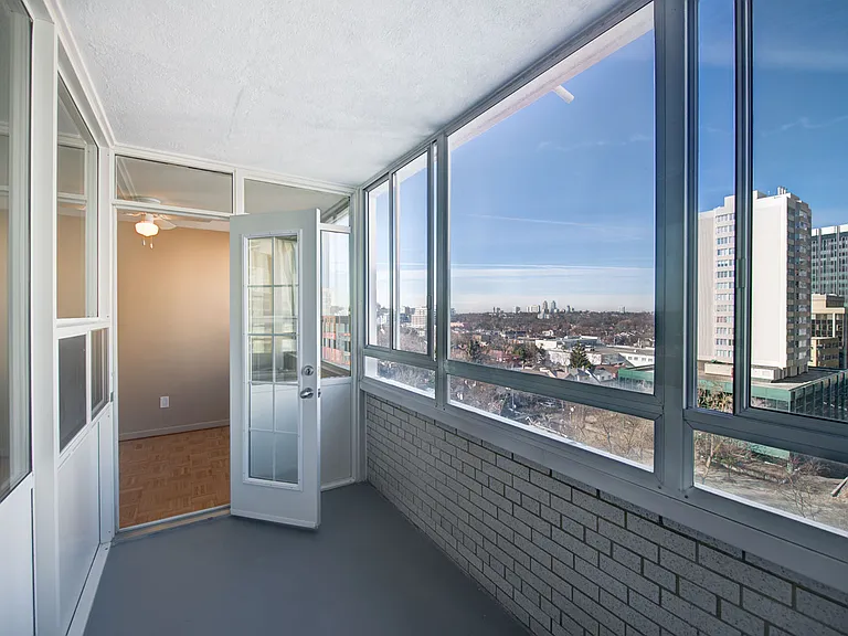44 Dunfield Ave — Photo 27