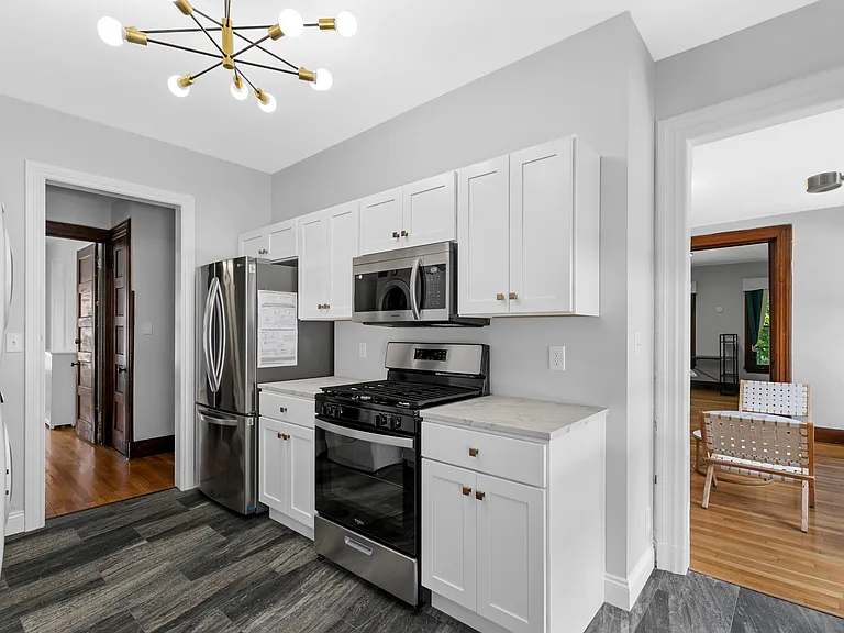 361 Willow St #2 — Photo 7