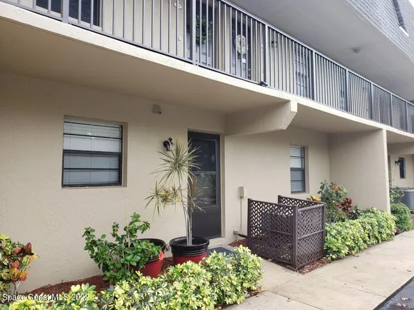 1010 Pine Tree Dr #102, Indian Harbour Beach, FL 32937