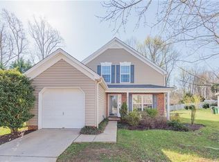 3852 Brookchase Ln, Charlotte, NC 28205