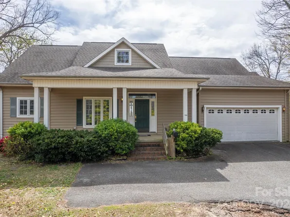 166 Aurora Ln, Tryon, NC 28782