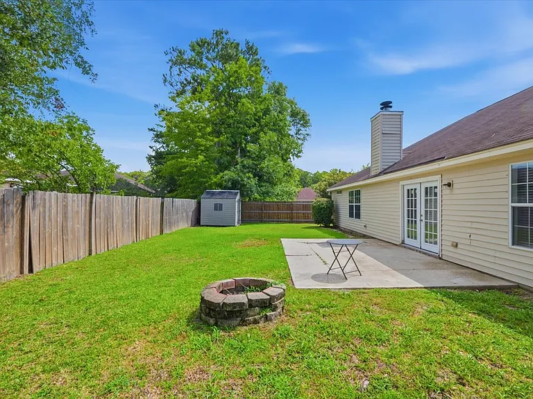 37 Dianne Mackenzie Way — Photo 21