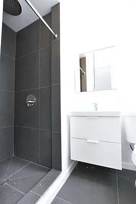 Rented by Bold New York | media 23