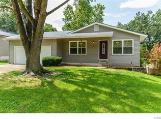 14 Spring Fawn Ln, Saint Peters, MO 63376