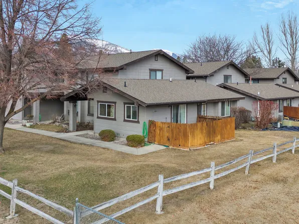 1110 Pine St APT A, Hamilton, MT 59840