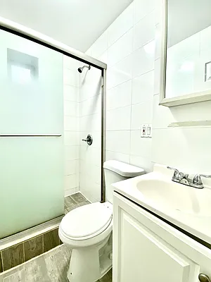 Rented by Bohemia Realty Group | media 4