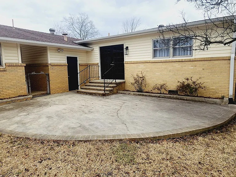 209 Knoll Crest Dr — Photo 25