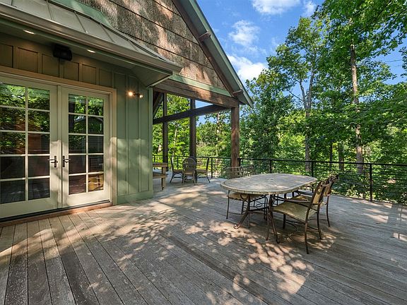 2nd image of 494 Yates Lake Dr