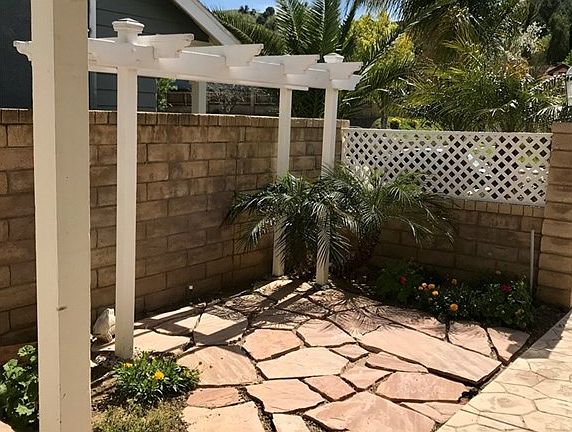 3rd image of 32118 Green Hill Dr