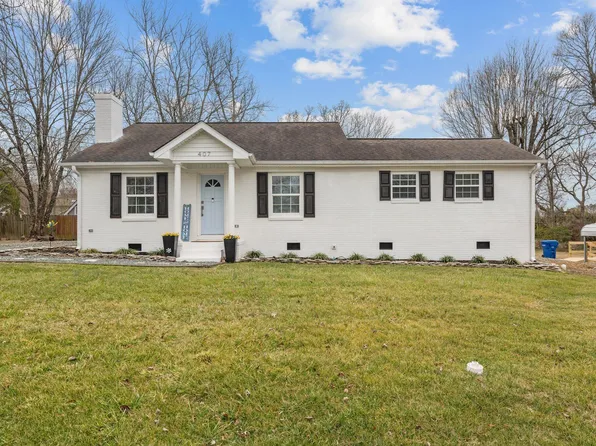 407 Westgate Dr, Elon, NC 27244