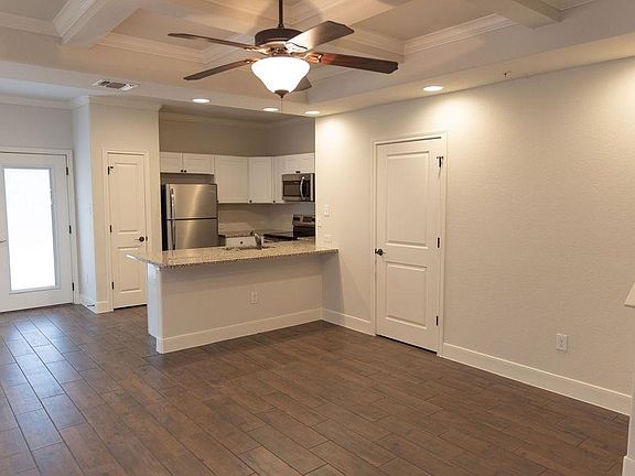 5th image of 6307 Melanzane Ave Unit 1