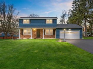 4607 Brookhill Dr S, Manlius, NY 13104