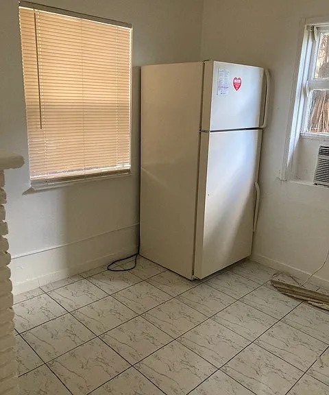 927 N 18th Ct #16 — Photo 15