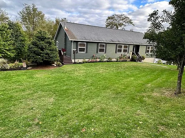 289 Swiontek Rd #C, Aliquippa, PA 15001