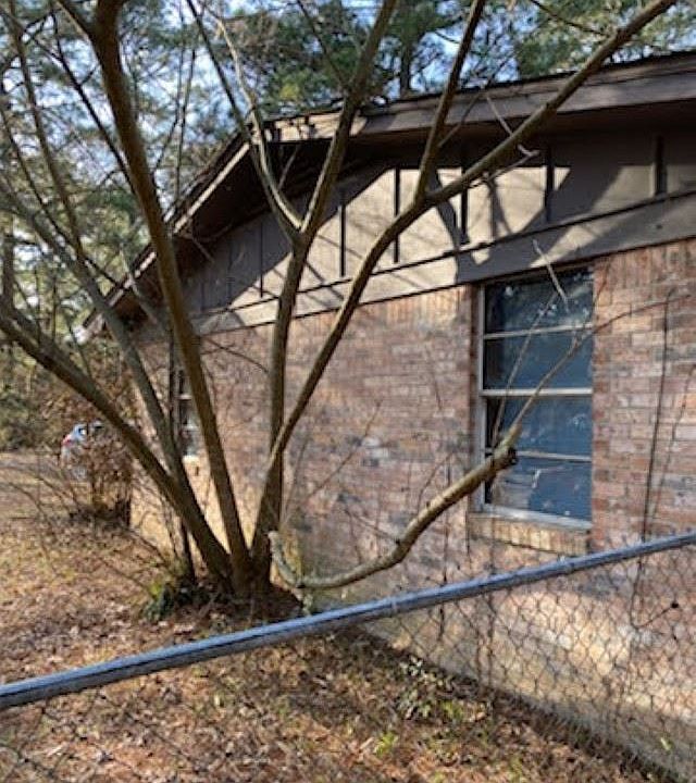 2nd image of 620 N Monroe St