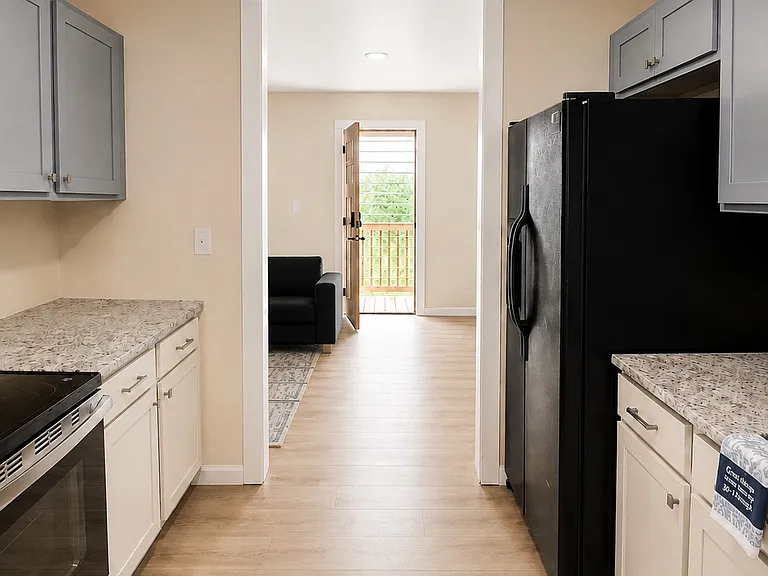 427 Holly St NW #1 — Photo 6