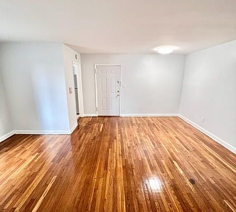 4th image of 268 Prospect St APT 2F