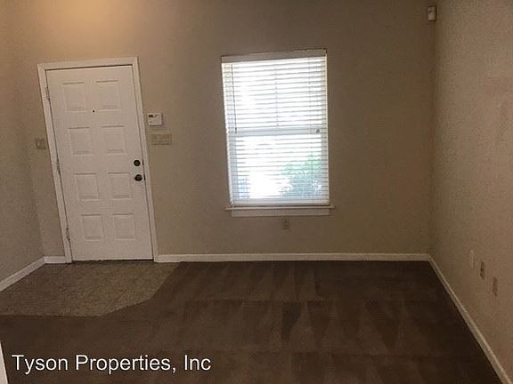 3rd image of 10423 Calle Acanta NW