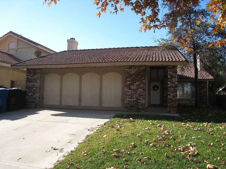 COMPLIMENTS OF PARK PLACE REAL ESTATE