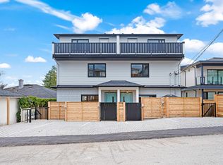 4855 Venables St #5, Burnaby, BC V5C 3A9