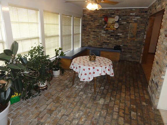 5th image of 107 Parnell Dr