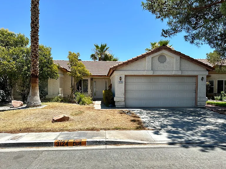 3124 Gentle Breeze St — Photo 2