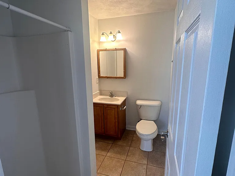 Cascades Pointe — Photo 34