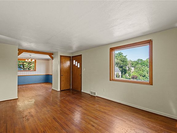 5th image of 3121 Aniray Cir