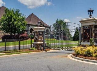 1824 Funny Cide Dr, Waxhaw, NC 28173