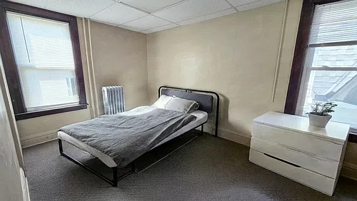 1559 S. 81st St. Rm #5 - Furnished Room Available Now! at West Allis — Photo 2