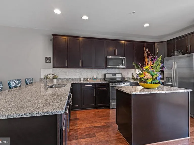 1045 Ramble Run Rd — Photo 3