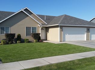 750 W Joseph Ave, Hermiston, OR 97838