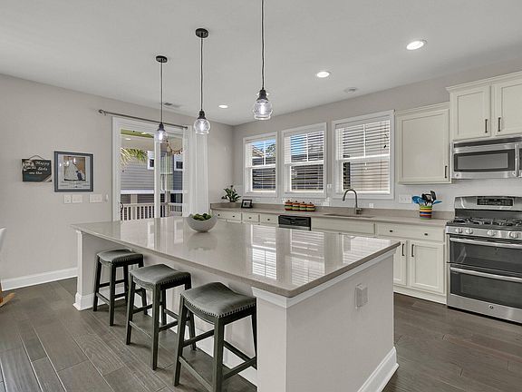 2nd image of 1532 Keshi Pearl Dr