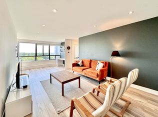 1600 Adelaide St N #905, London, ON N5X3H6