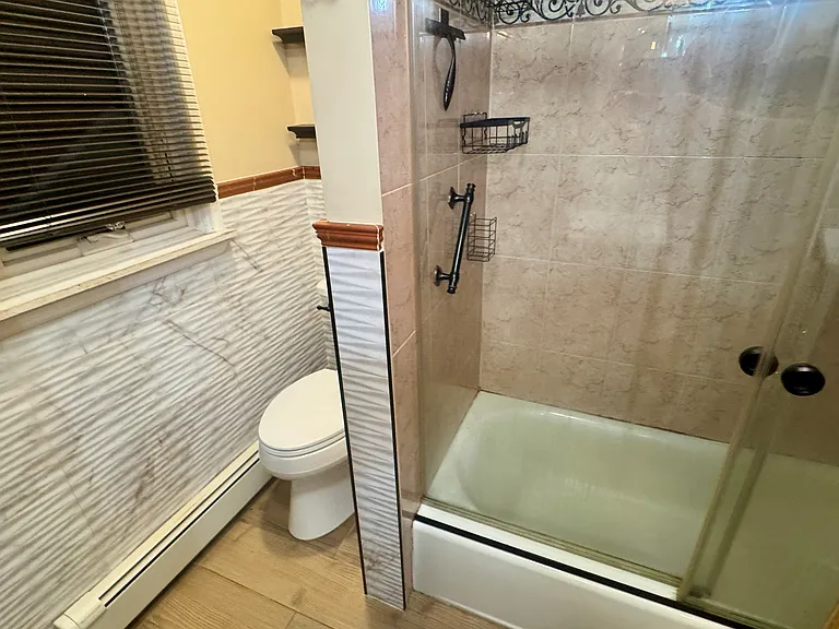 62 Poplar Ave #1 — Photo 12