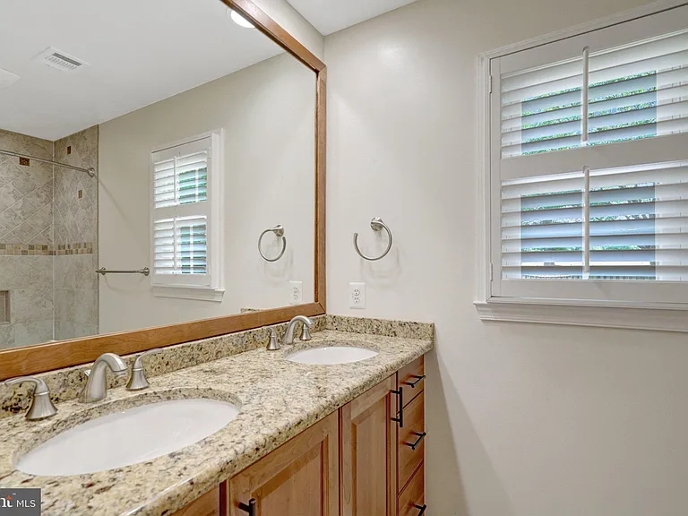6281 Gentle Ln — Photo 26