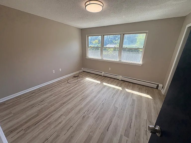 203A Regan Rd #5 — Photo 8