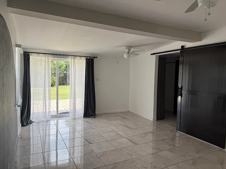 859 Canovia Ave — Photo 14