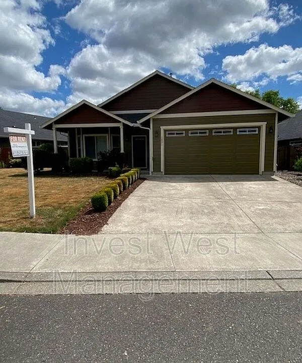 1801 NE 16th Way